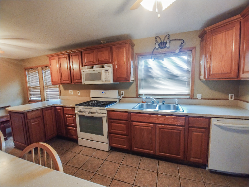 2529 Reed St - Photo 2 of 17