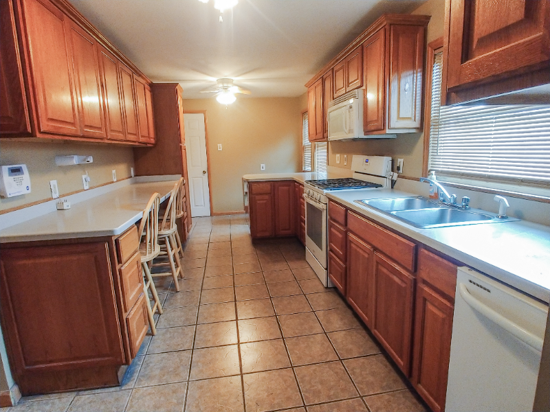 2529 Reed St - Photo 3 of 17