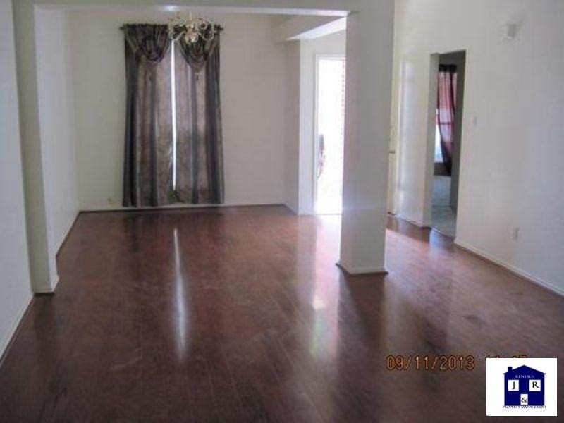 3615 Coral Bay Ln - Photo 3 of 50