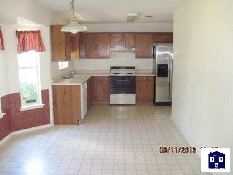 3615 Coral Bay Ln - Photo 5 of 50