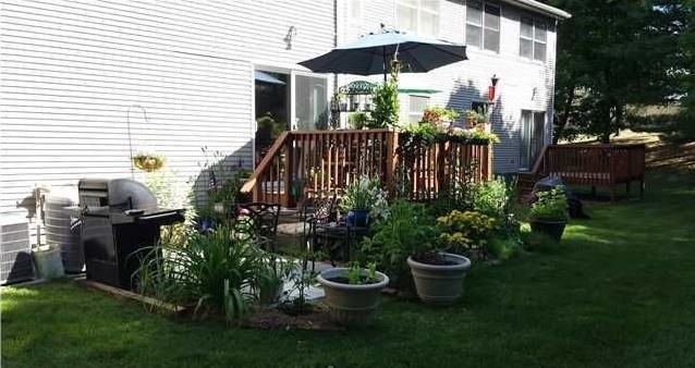 154 Northampton Dr #154 - Photo 2 of 19