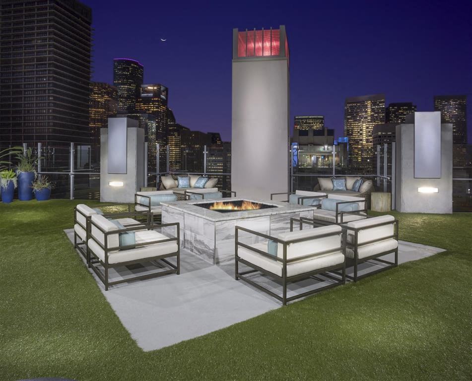 SoDo - Main South Tower - Photo 4 of 48