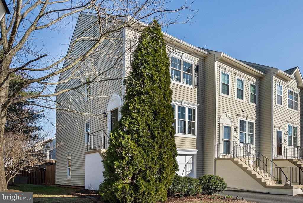 20186 Bar Harbor Ter - Photo 2 of 45