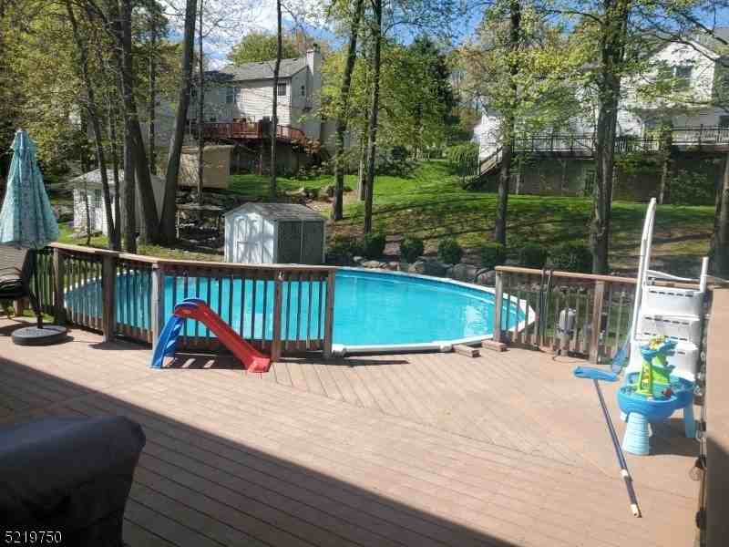 19 Sherwood Pl - Photo 2 of 13