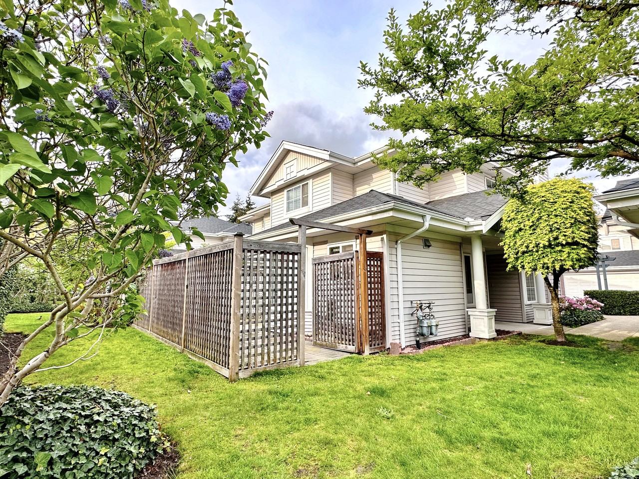 3088 Airey Drive - Photo 2 of 13