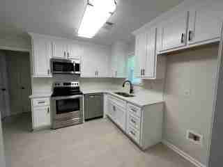 1710 Hibiscus Court - Photo 2 of 14