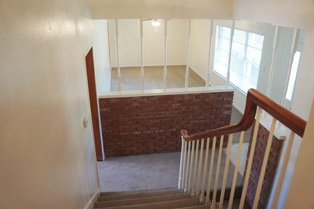 5145 Southbrook Dr - Photo 3 of 10