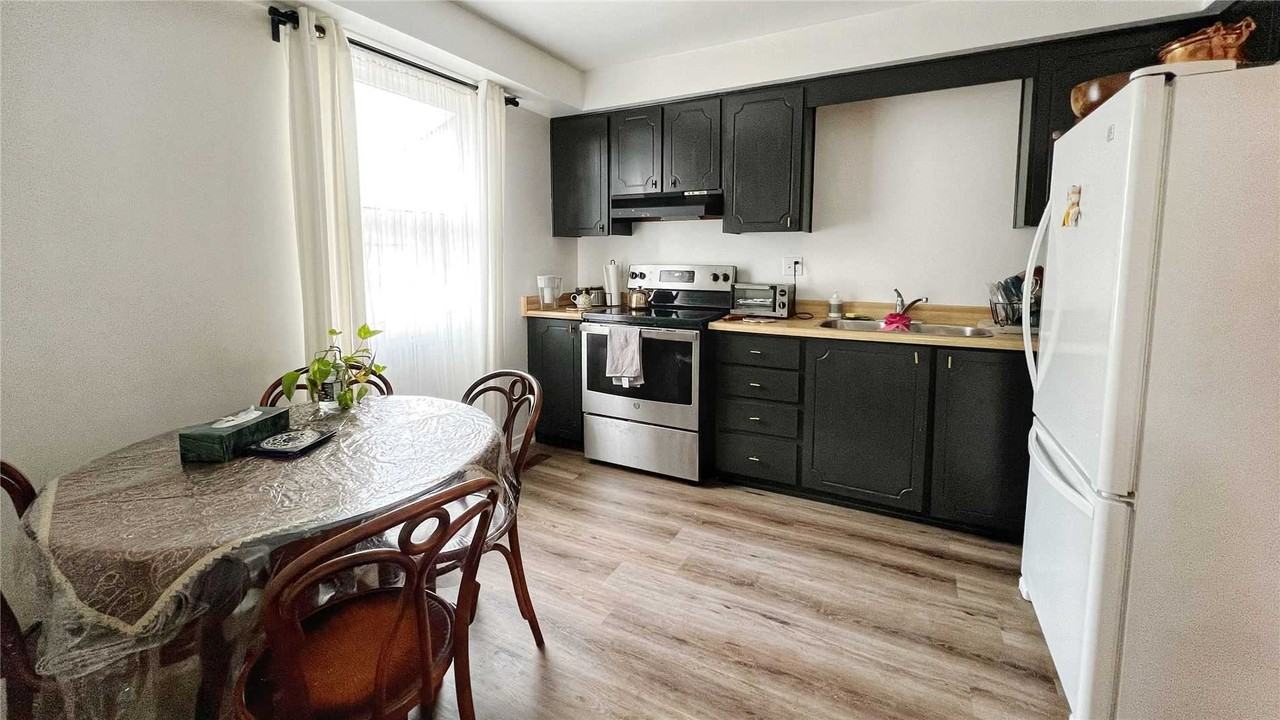 5 Parkland Court #None - Photo 3 of 6