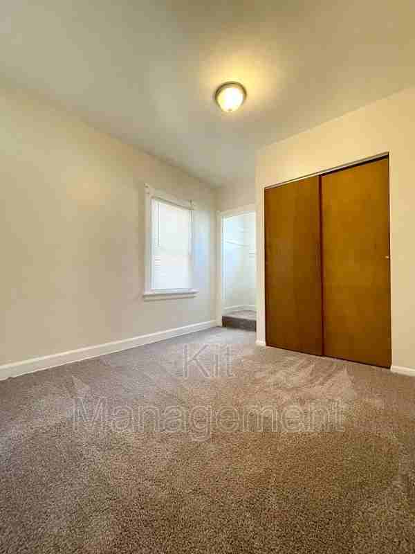 3953 Woodhaven Dr - Photo 4 of 13