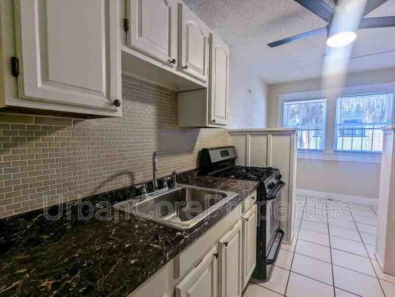 249 4th Ave N #12 - Photo 7 of 16