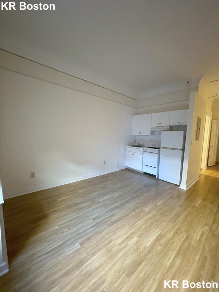 Boylston St #419 - Photo 2 of 7