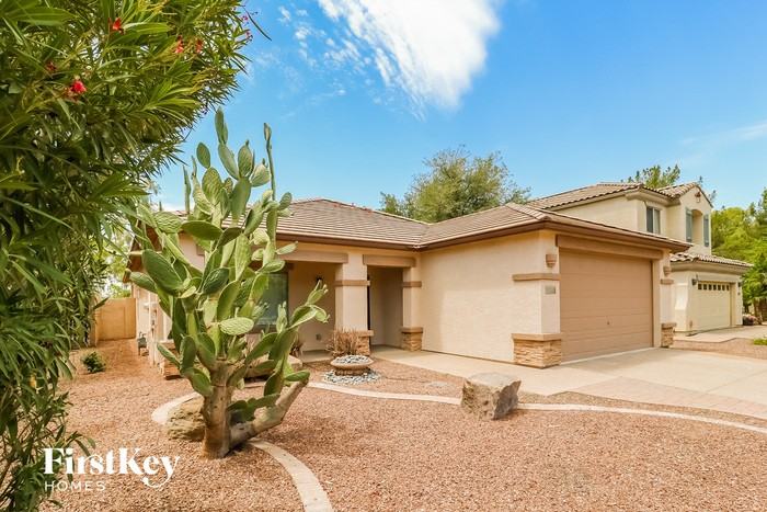 11709 W Tonto St - Photo 2 of 15