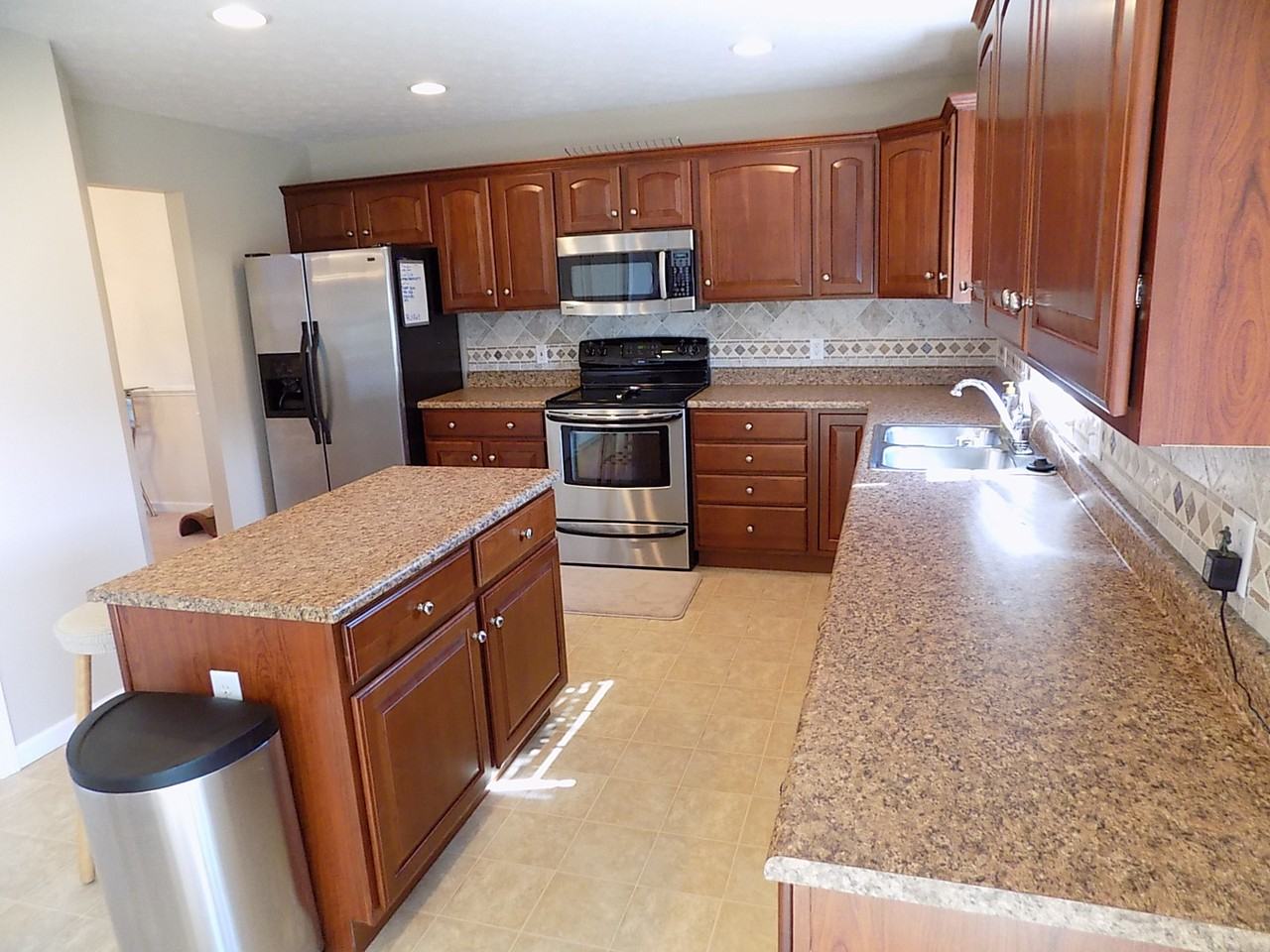 82 Kinglet Dr - Photo 2 of 8