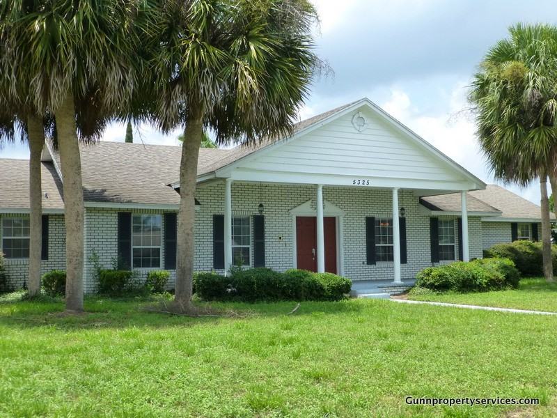 5325 Magnolia Terrace - Photo 3 of 14