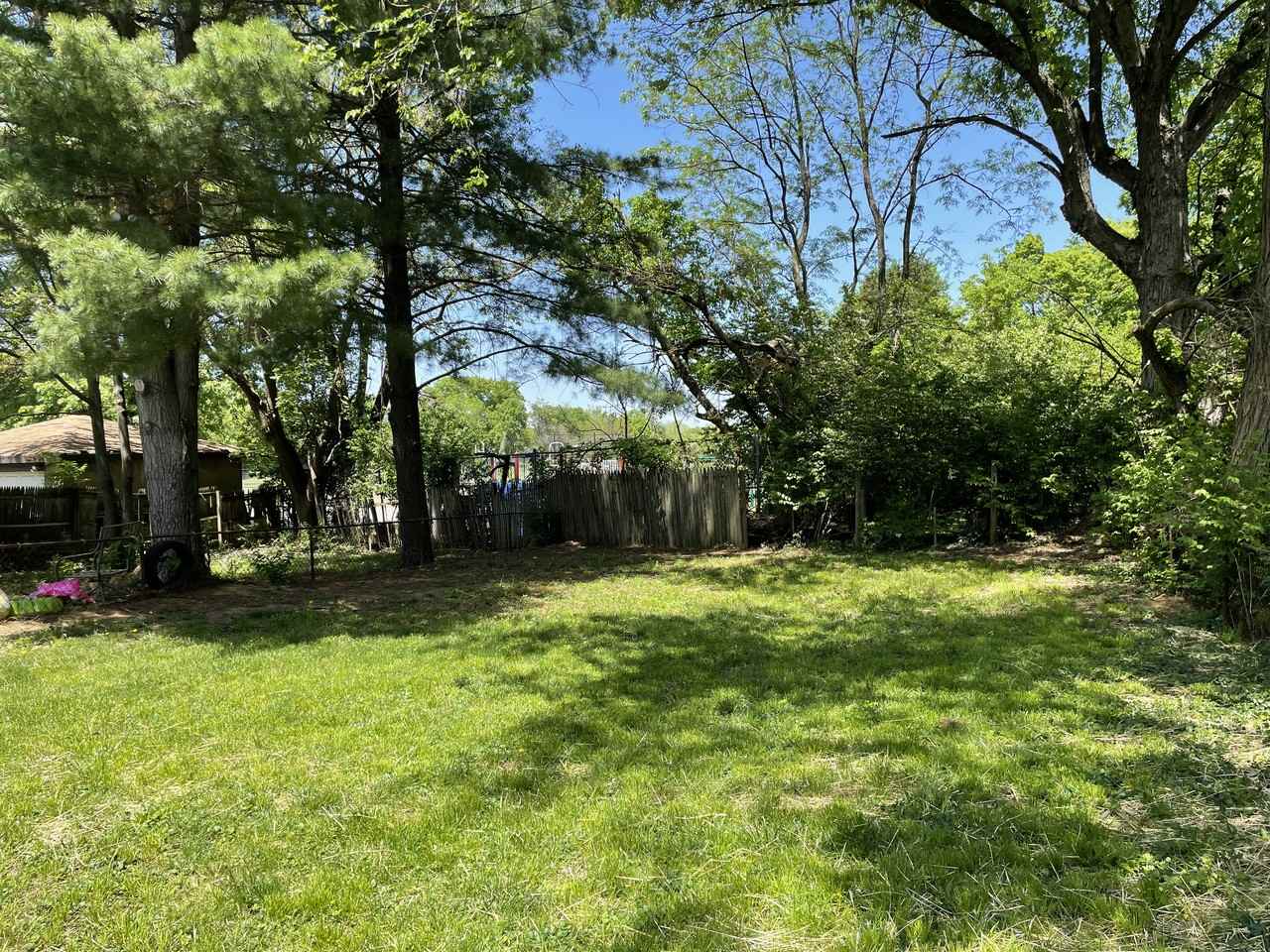 1112 Groesbeck Rd #NA - Photo 3 of 16