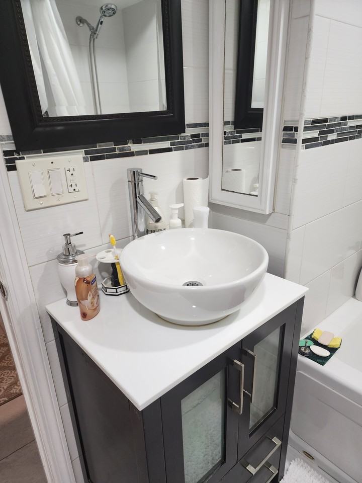 48 University Ave #1 - Photo 2 of 10