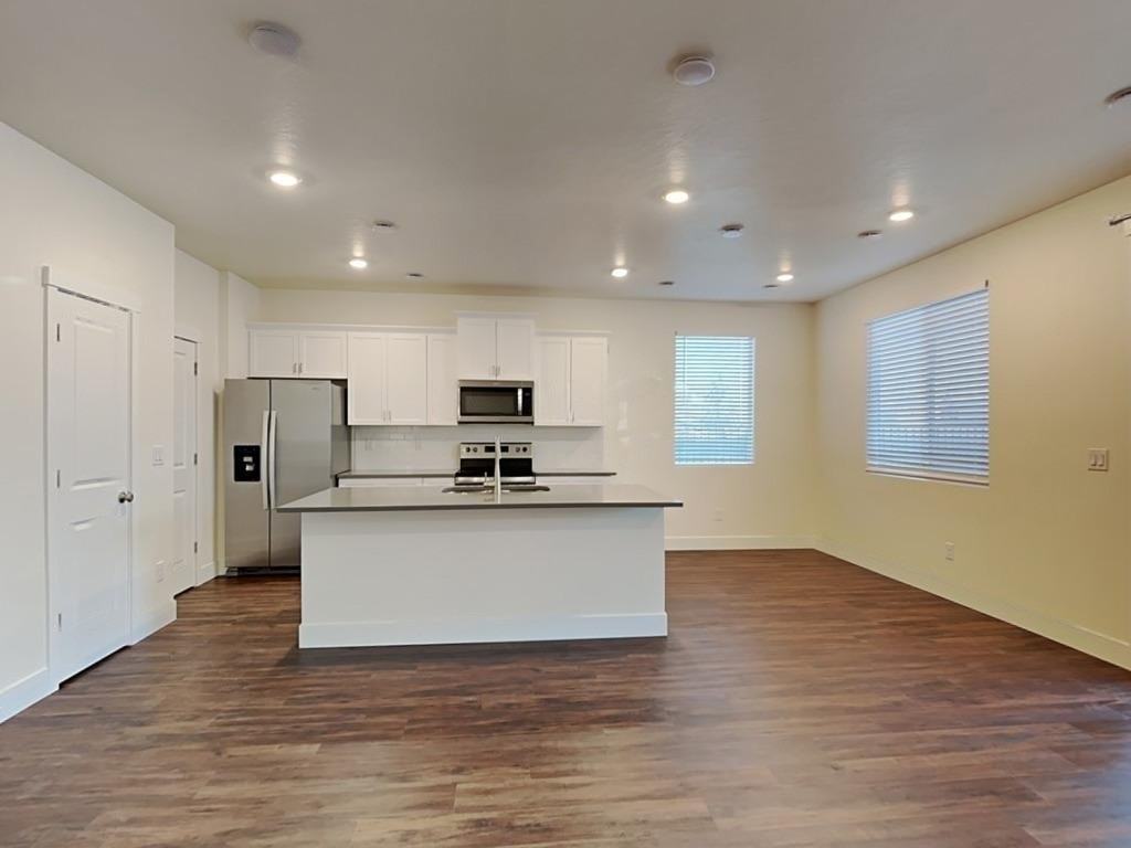 358 Smith Dr #NA - Photo 3 of 12