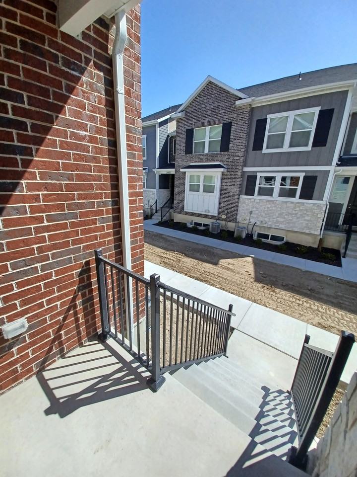 2060 N 3900 W #1 - Photo 4 of 44