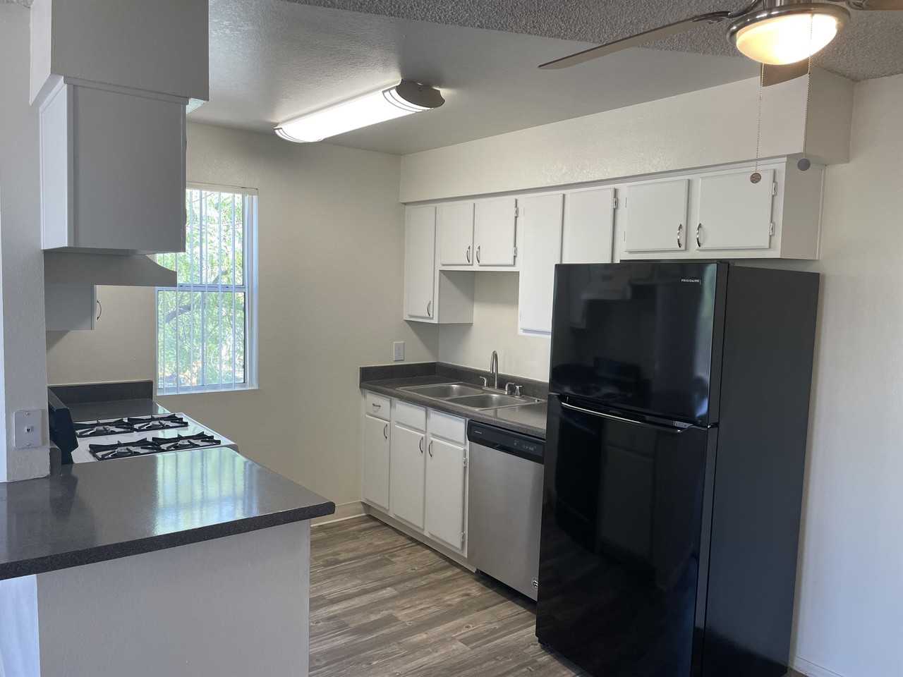 9777 N. Thornydale Road1201 #1201 - Photo 3 of 33