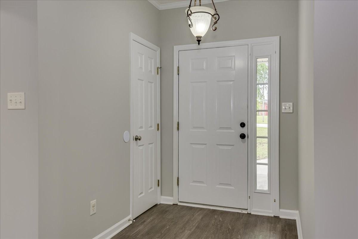 690 Monroe St #1 - Photo 5 of 34