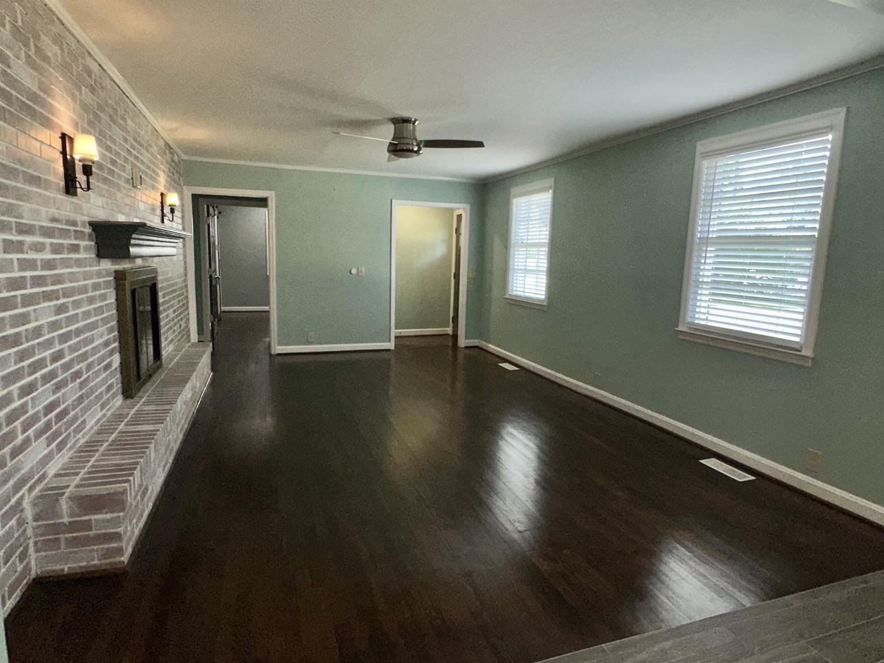 1207 S Riverdale Ave #1 - Photo 4 of 33