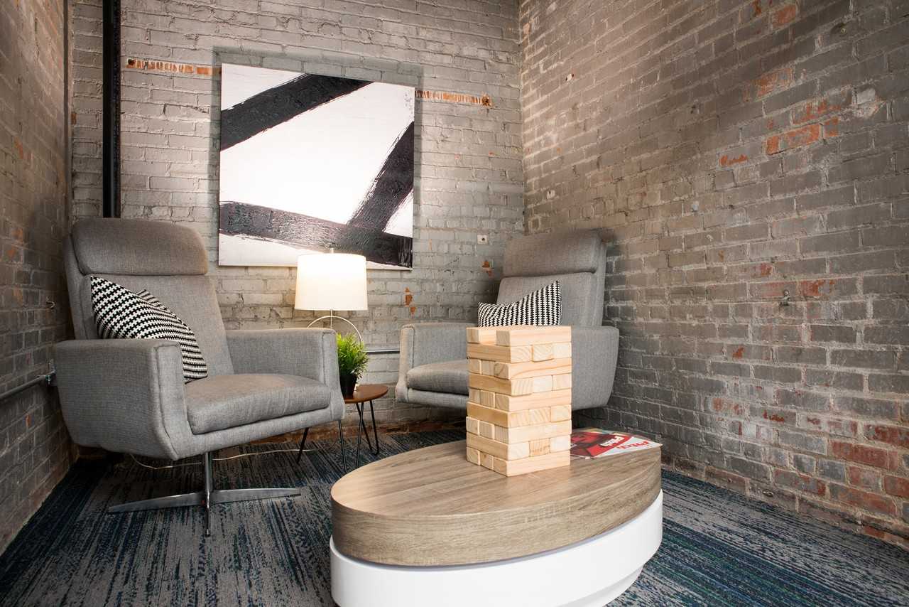 3200 Gillham Rdapt 106 #106 - Photo 4 of 10