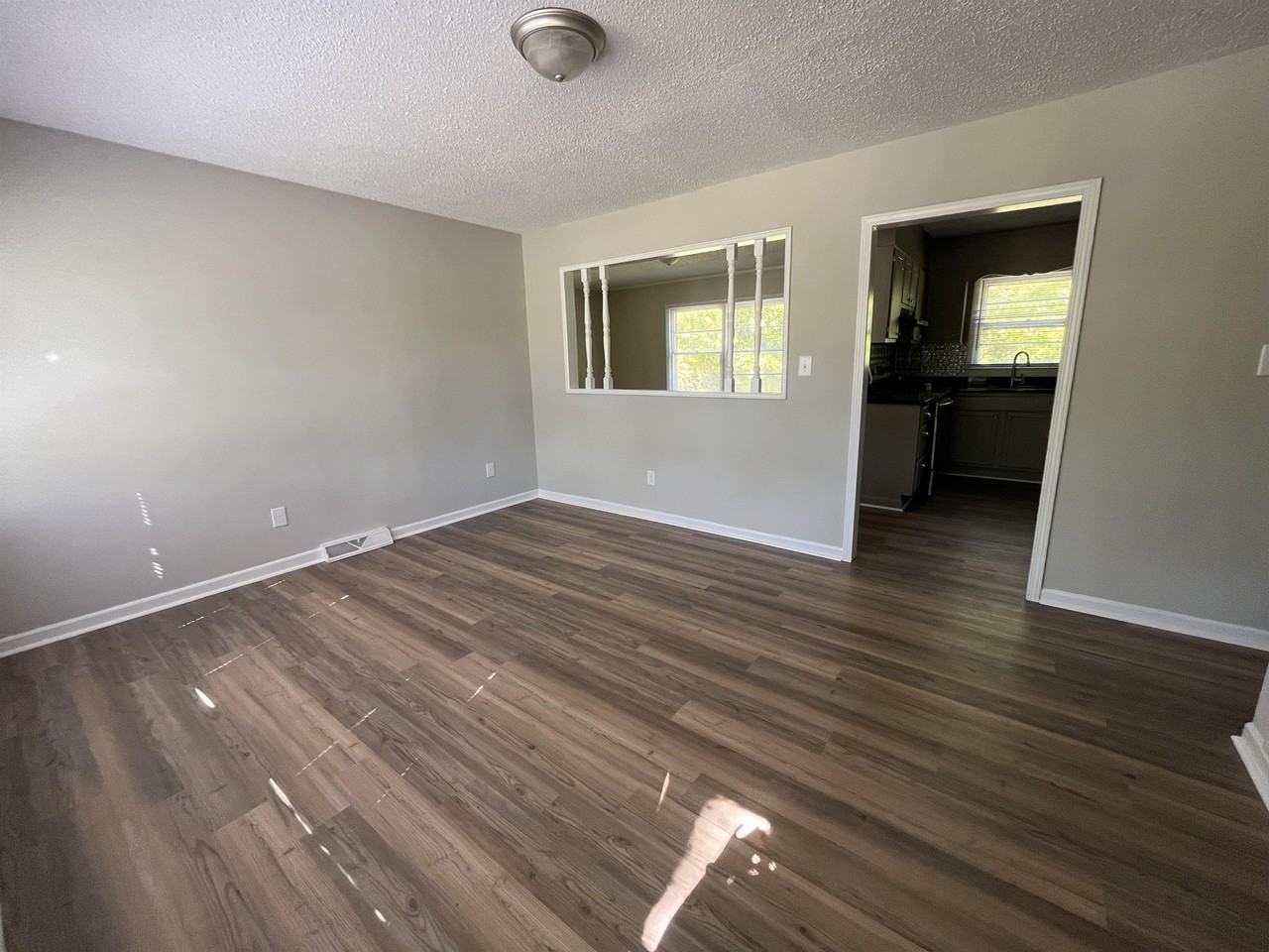 1500 Northwoods Dr #1 - Photo 5 of 10