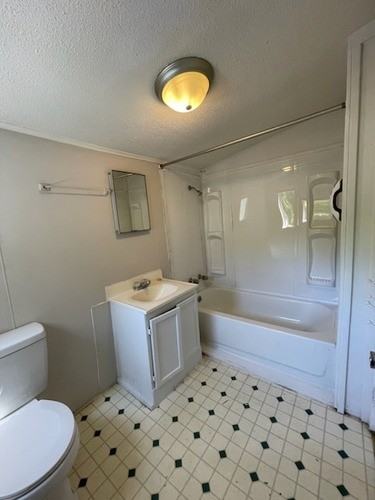 7 Franklin Place1 #1 - Photo 5 of 10