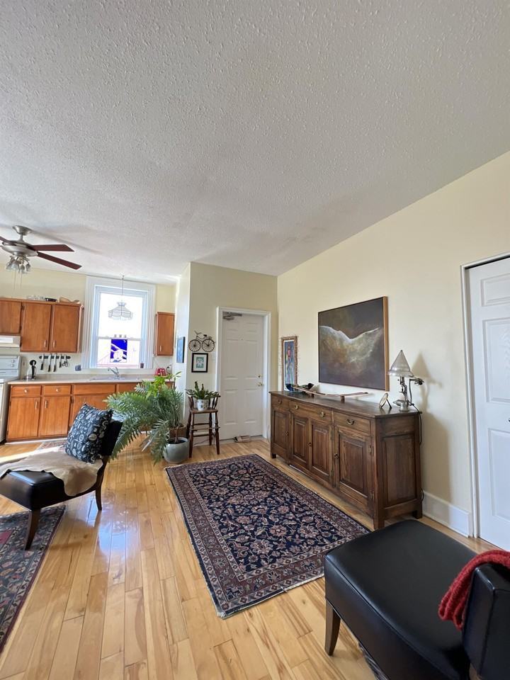 35 29-35 Union Street North #29A - Photo 4 of 14