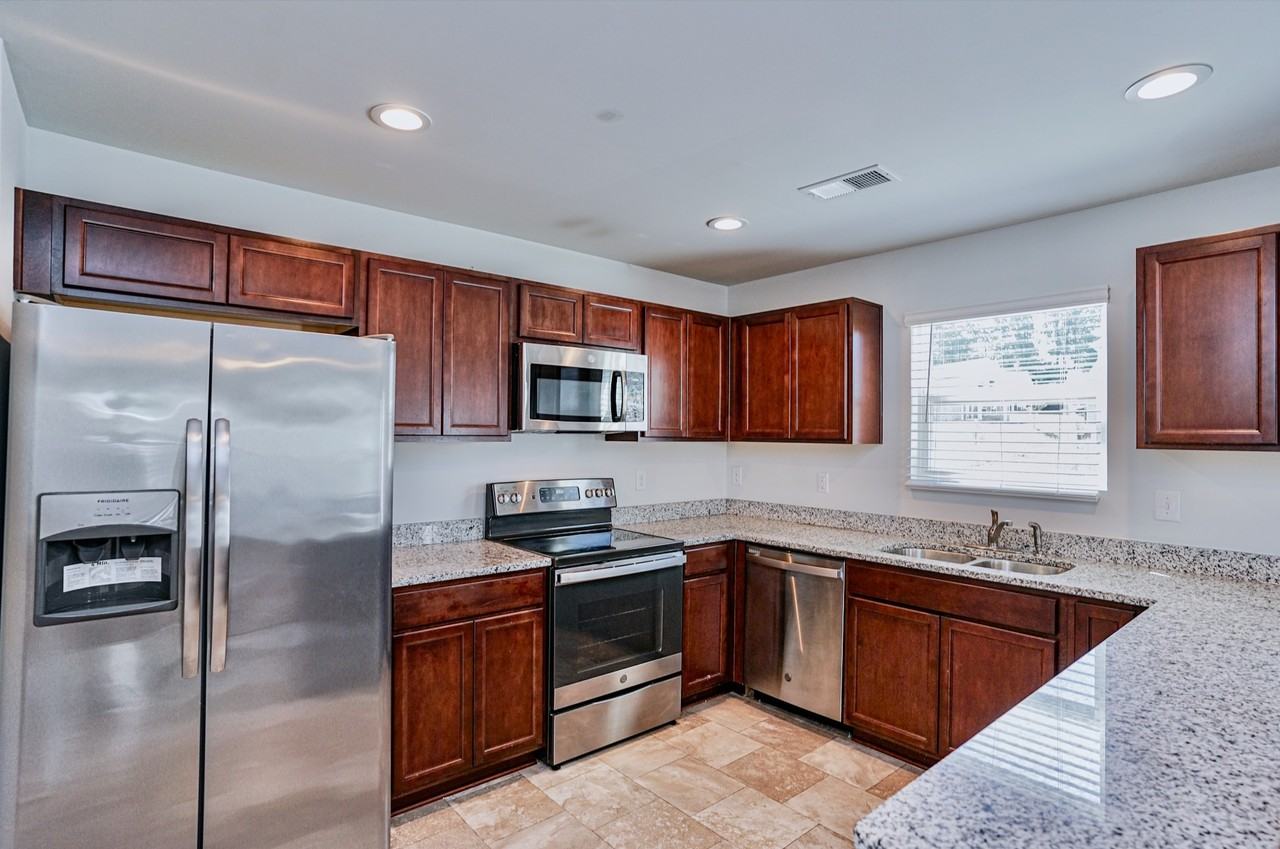 649 Millsgate Cir #1 - Photo 2 of 18