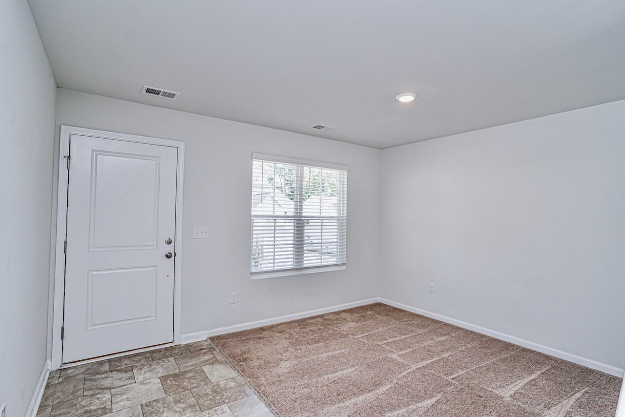 649 Millsgate Cir #1 - Photo 5 of 18