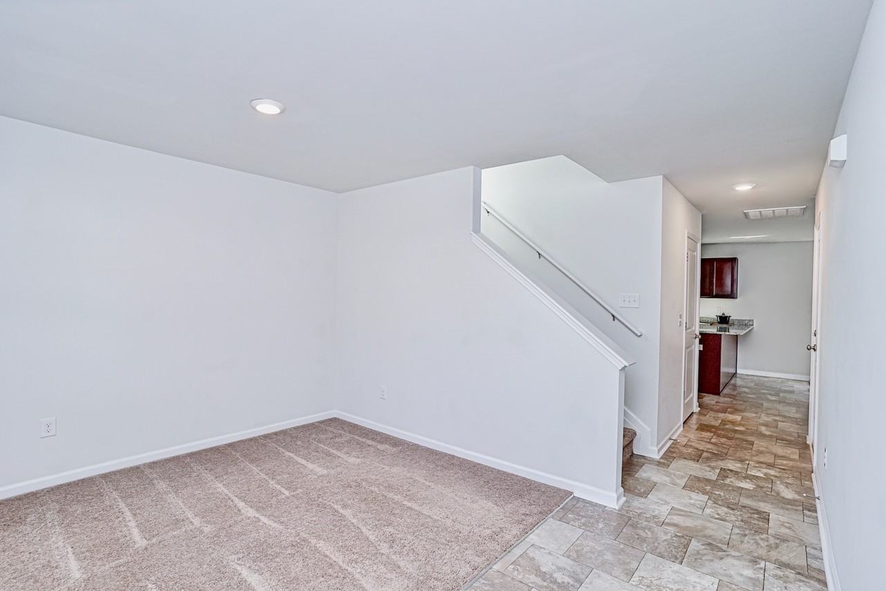 649 Millsgate Cir #1 - Photo 6 of 18