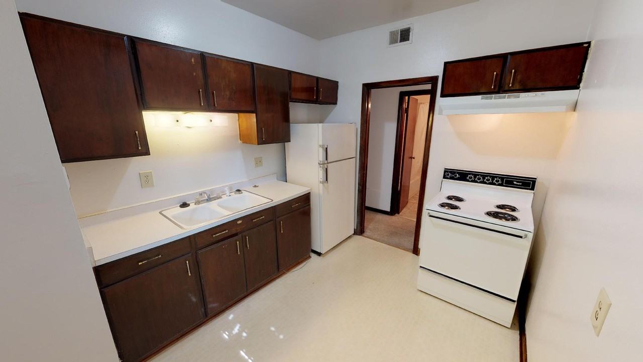 Stowell House - Photo 2 of 50