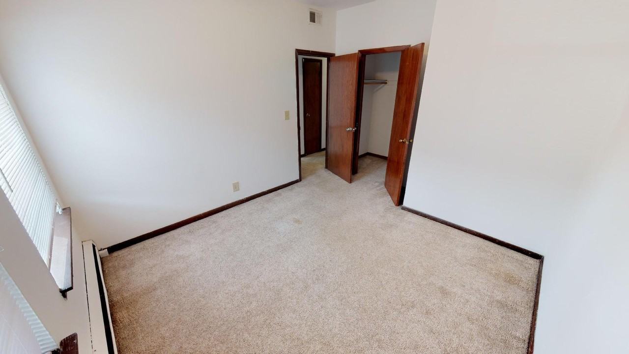 Stowell House - Photo 6 of 50