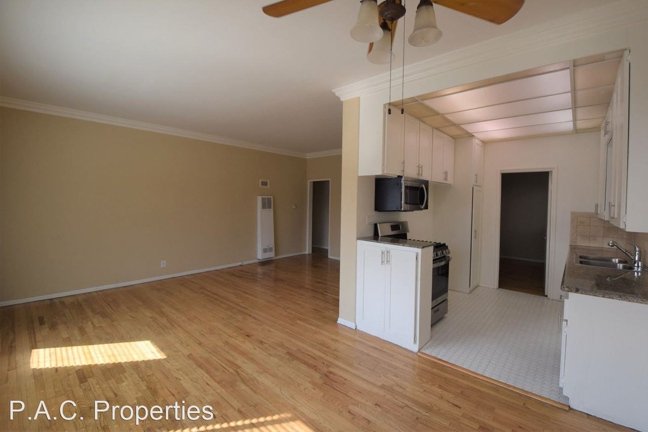 12427 Riverside Dr - Photo 3 of 18