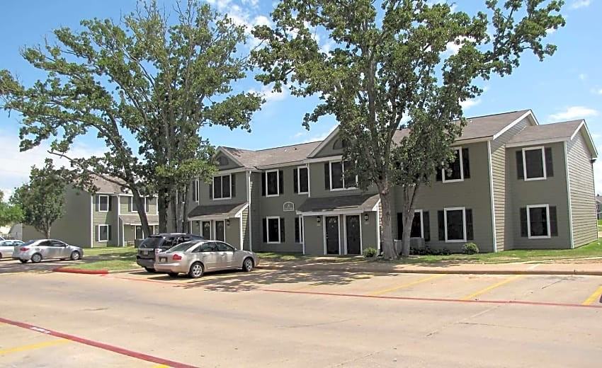 Saddlewood Club - Photo 3 of 13