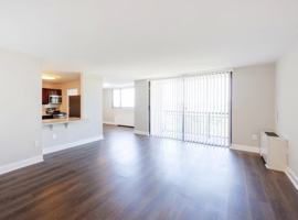 featured image of 1131 University Blvd W