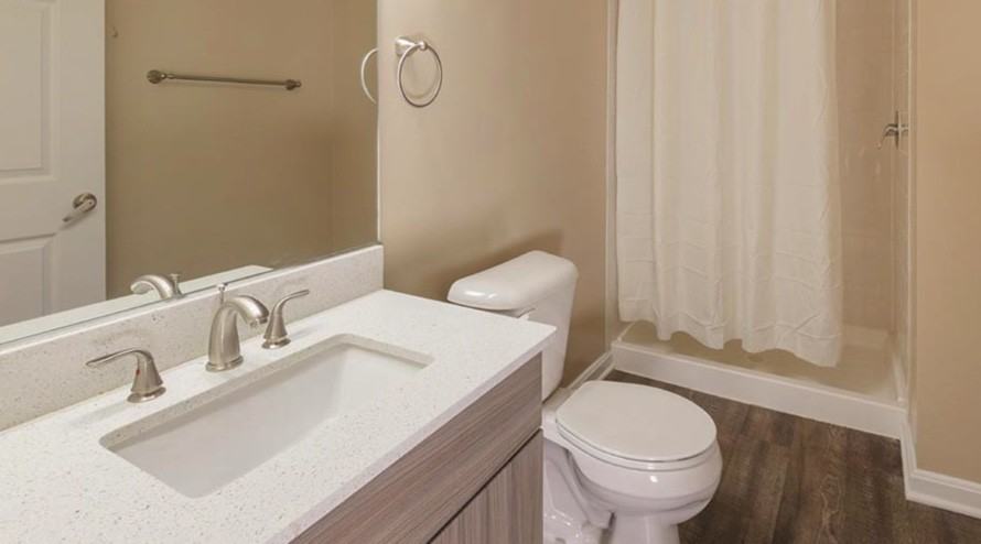 The Warwick Apartments - Photo 6 of 20