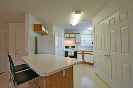 Pine Trace Apartments - Photo 4 of 32