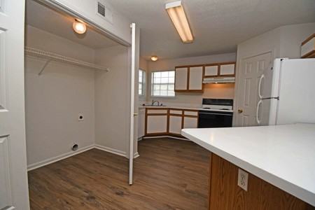 Pine Trace Apartments - Photo 5 of 32