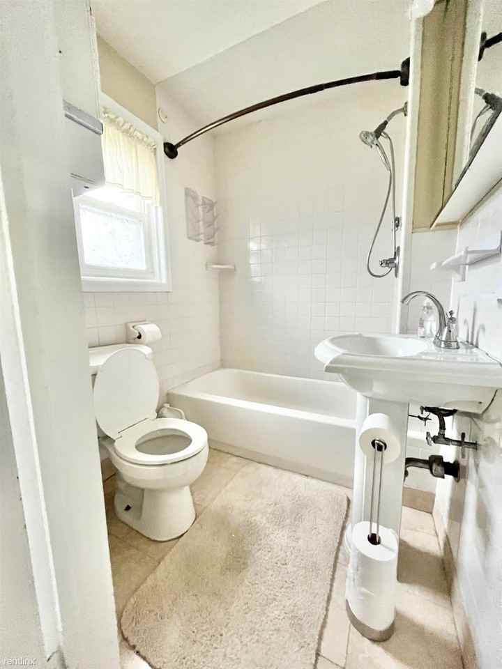 Nice 1 Bedroom Apartment with Bonus Room on 1st Floor of Private Home - Photo 2 of 8