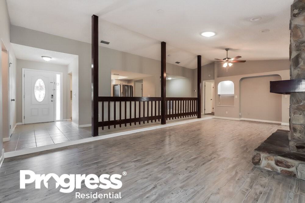 701 Redondo Dr - Photo 3 of 16