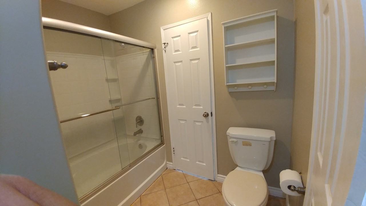 13929 Magnolia St - Photo 6 of 31