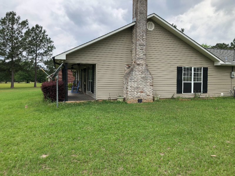 110 Lacey Ln - Photo 3 of 14