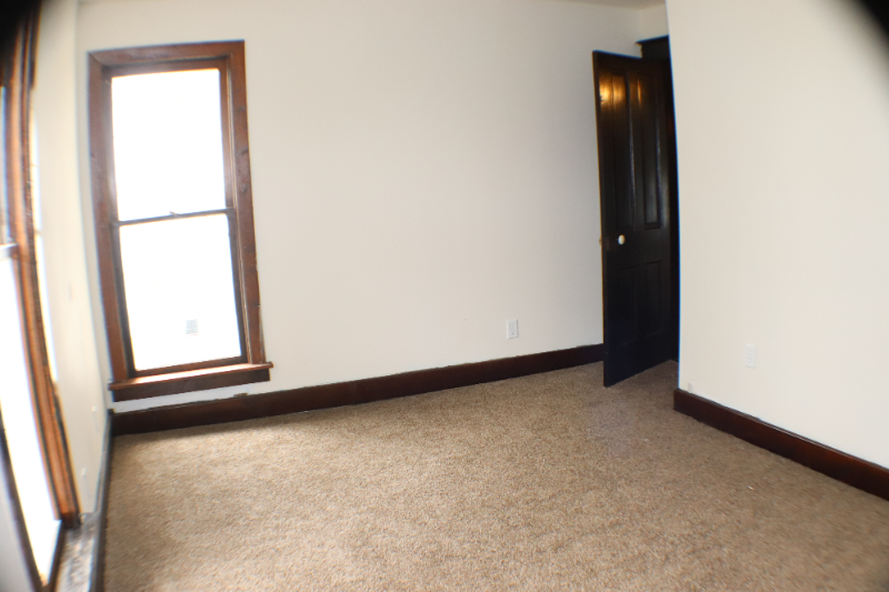 102 Jackson St - Photo 2 of 8