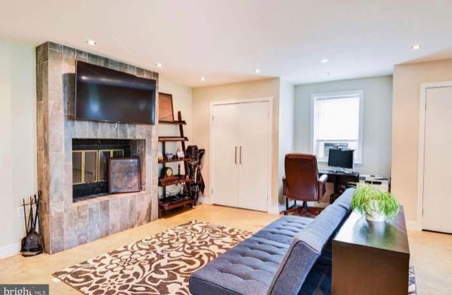 1717 Magnolia Ave - Photo 3 of 16