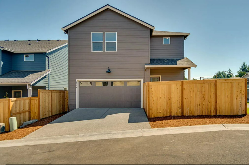 4924 Ne 24th Ave - Photo 3 of 20