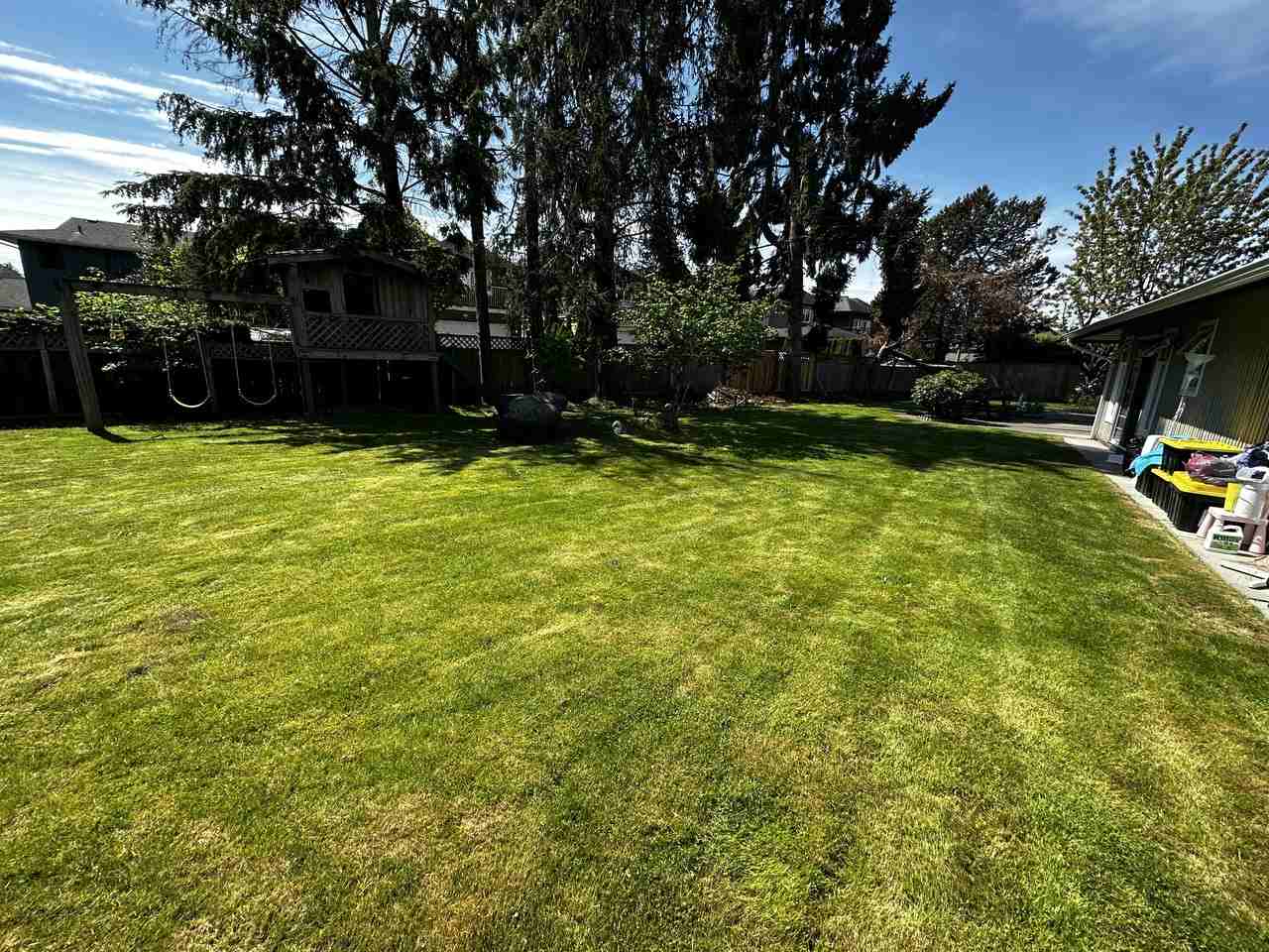 6971 Chelmsford Street - Photo 2 of 19