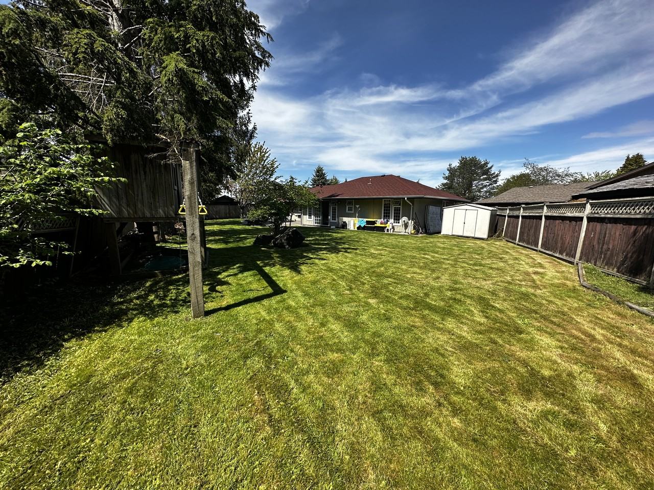 6971 Chelmsford Street - Photo 3 of 19