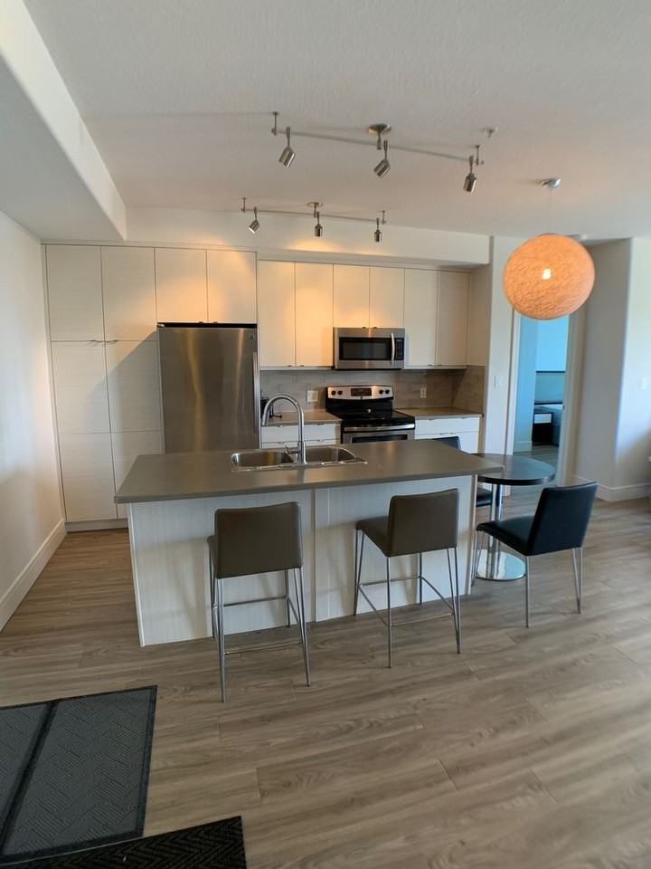 10218 431-10218 King St - Photo 2 of 14